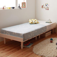 小さいサイズでお部屋を広く 天然木ショート丈すのこベッド (セミ